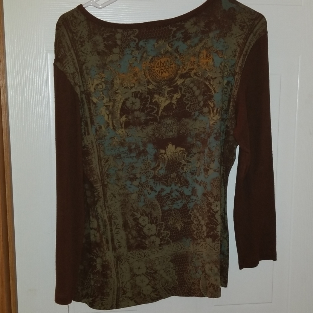 Shirt - Picture 3 of 3
